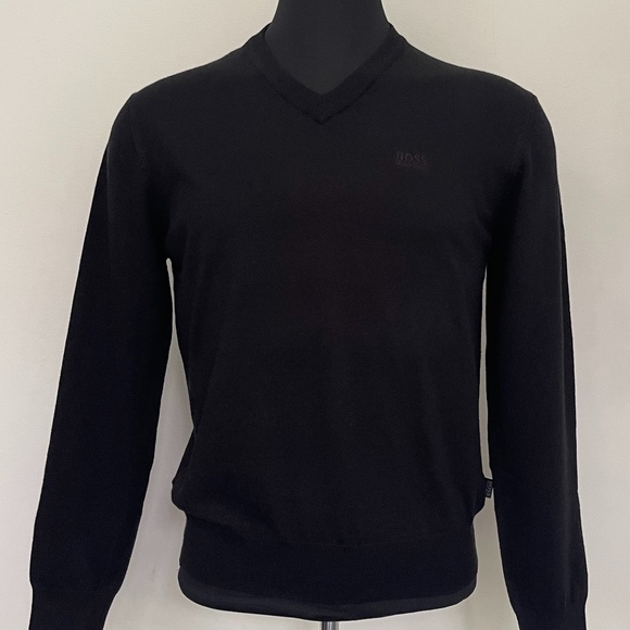 New Hugo Boss Sweater V Neck Black Wool Pullover Sweater S size - Picture 1 of 10